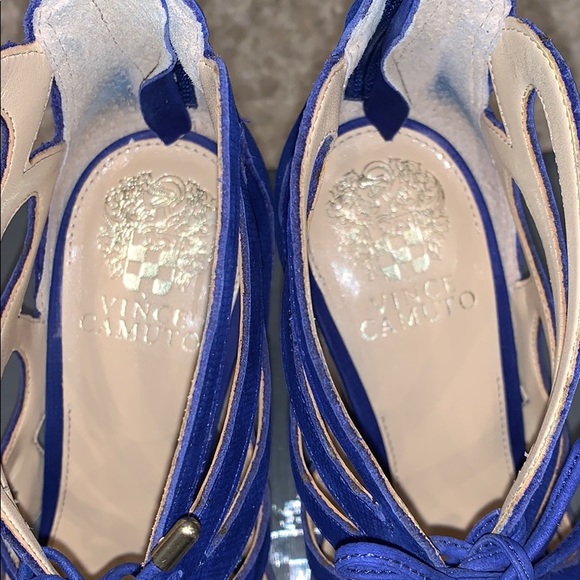 Vince Camuto Ballana Lace Up Pumps - Picture 4 of 7